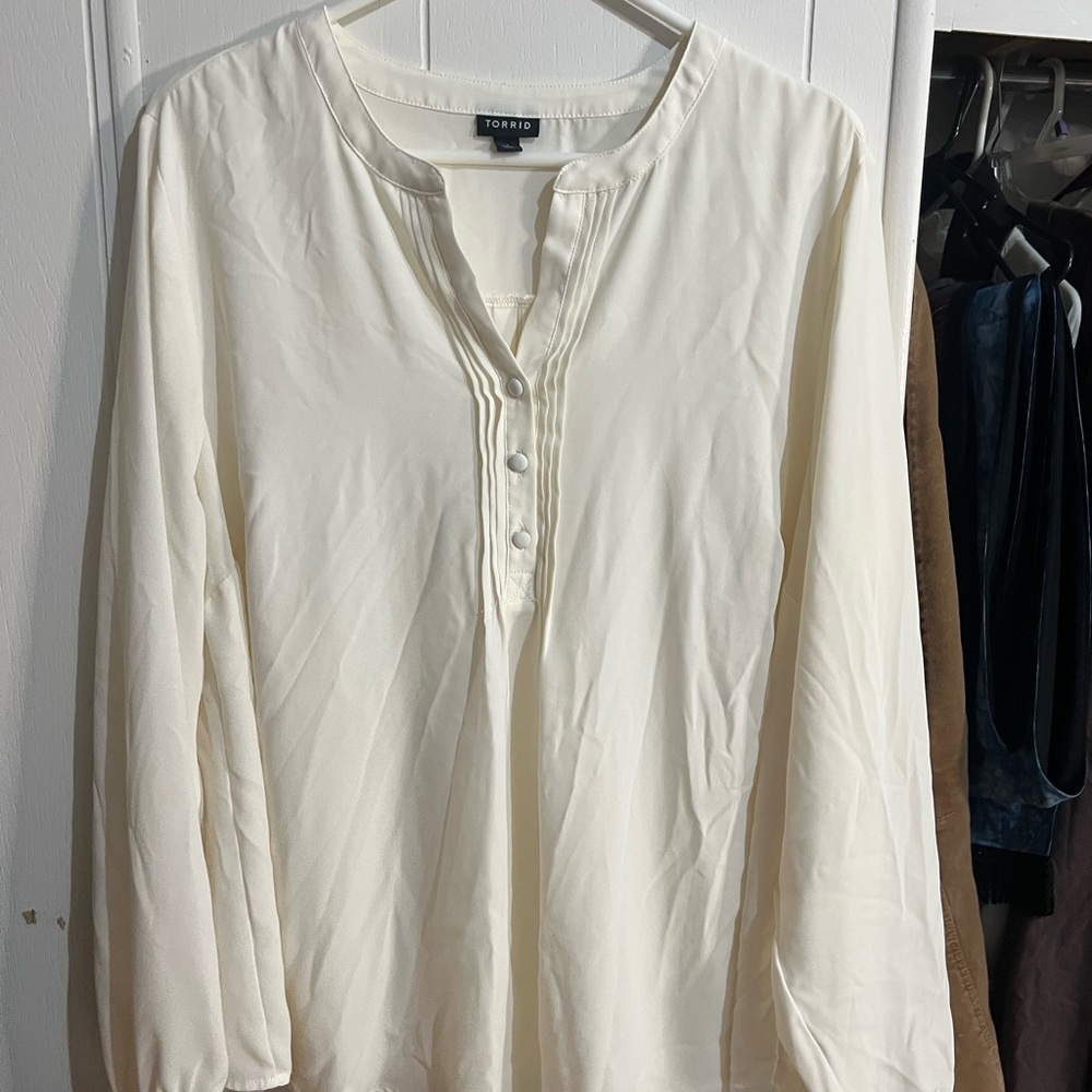 Torrid Ivory Top